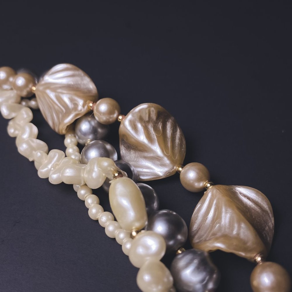 Vintage White Grey Mixed Faux Pearl Chunky Beaded Mutli Strand Collar Necklace - Picture 8 of 12
